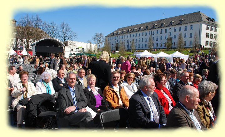 Besucher der Er�ffnungsveranstaltung