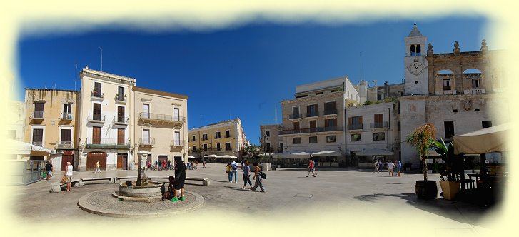 Bari - Piazza Mercantile