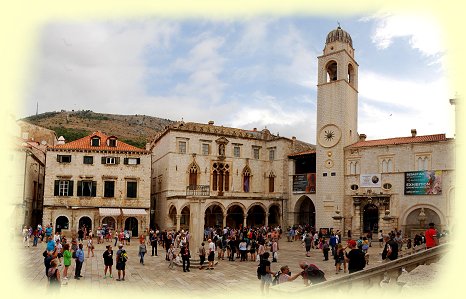 Dubrovnik - Luza-Platz -  Sponza Palast mit Uhrenturm