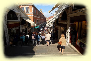 Venedig -  Treppe zur Rialto-Brcke