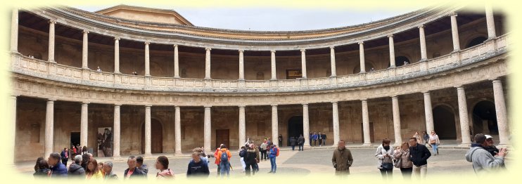 Alhambra -- Palast Kaiser Karls V - Innenhof Alhambra -- Palast Kaiser Karls V - Innenhof