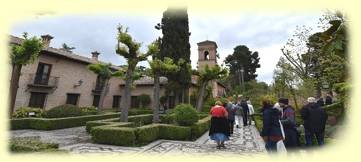 Alhambra - Der Parador von San Francisco, ein Kloster im Herzen der Alhambra der Nasriden Alhambra - Der Parador von San Francisco, ein Kloster im Herzen der Alhambra der Nasriden