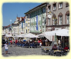 Marktstrae im Sommer