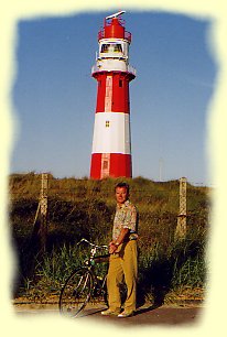 Borkum - Leuchtturm am Sdstrand