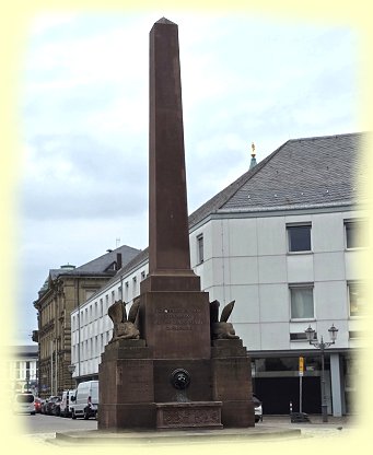 Karlsruhe - Verfassungssule