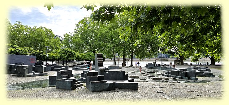 Kln 2025 - Paolozzibrunnen