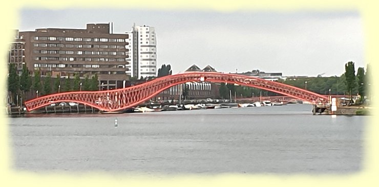 Amsterdam 2025 - Pyton-Fussgngerbrcke