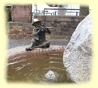 Wiesbaden-Biebrich - Fltenspielerbrunnen