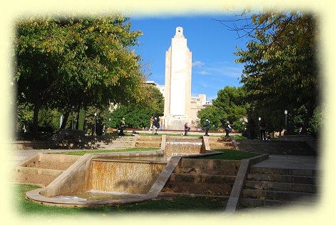 Palma - Denkmal Sa Feixina - Mahnmal zu Ehren der Gefallenen in Crucero Baleares