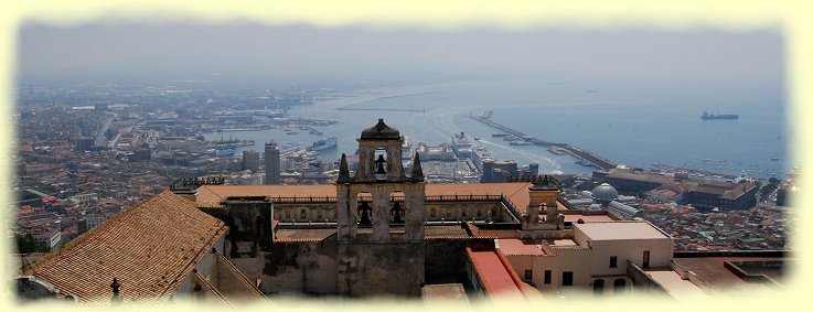 Neapel - Blick von der Festung Sant Elmo auf Neapel