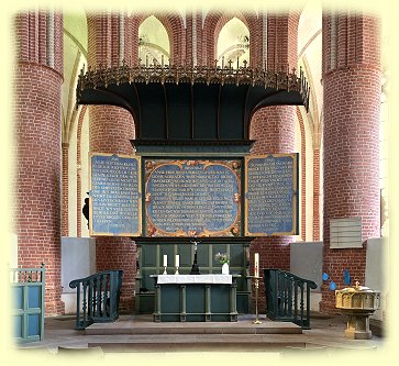 Norden - Ludgeri-Kirche - historischer Schriftaltar