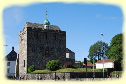 Festung Bergenshus mit dem Rosenkranzturm