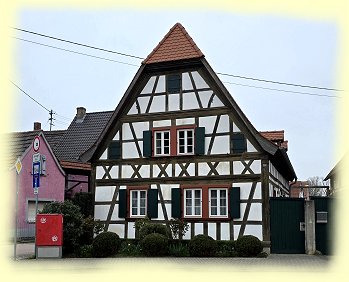 Geinsheim - Dreiseitenhof Geinsheim - Dreiseitenhof