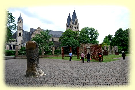 Koblenz - Blumenhof mit Basilika St. Kastor