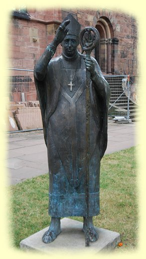 Worms - Statue von Bischof Burchard