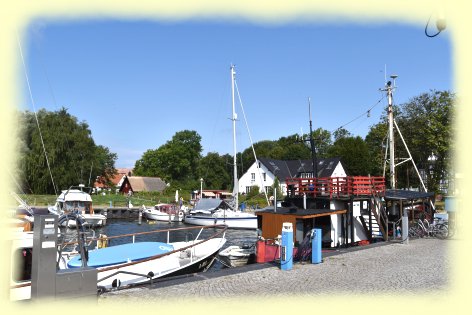 Hiddensee - Hafen in Kloster