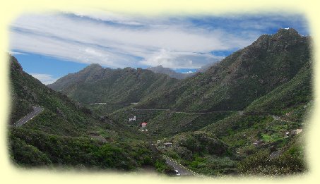 Von San Andres aus ging es dann in vielen Kurven ins Anagagebirge