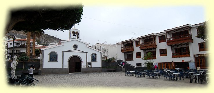 Los Gigantes Kirche Paroquia del Espiritu Santo