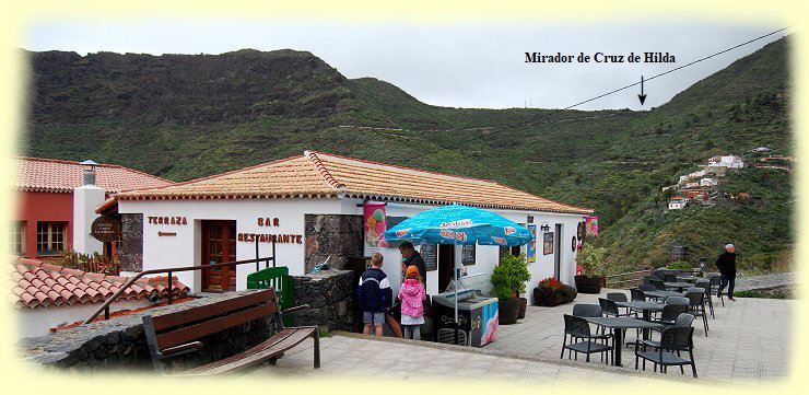 Masca - 2017 - Plaza mit der Bodega La Piedra