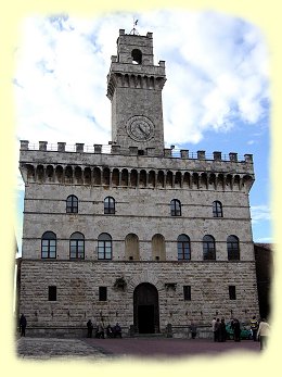 Montepulciano - Rathaus