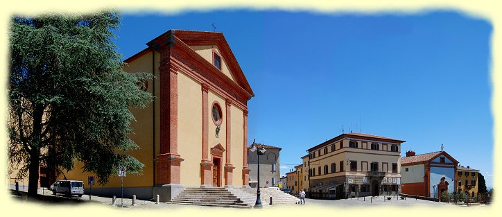 Sinalunga - Piazza Garibaldi und Kollegiatskirche San Martino Sinalunga - Piazza Garibaldi und Kollegiatskirche San Martino