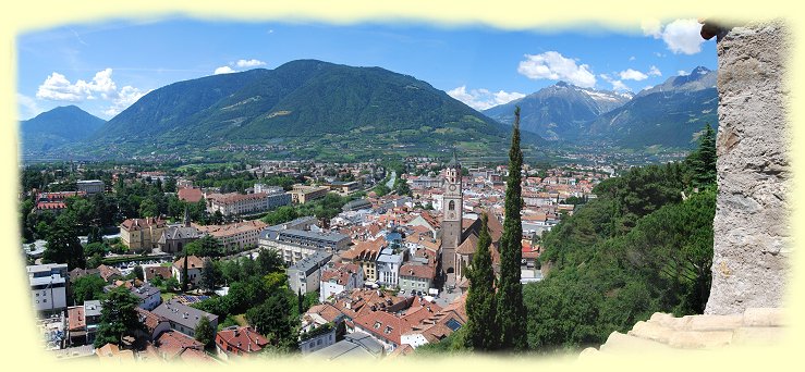 Meran - Blick vom Pulverturm auf Meran Meran - Blick vom Pulverturm auf Meran
