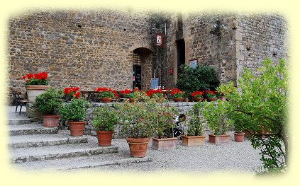 Montalcino - Festungsanlage - Eingang zur Enoteca - 1