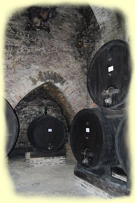 Montepulciano 2014 - Weinkeller der Cantina del Redi Montepulciano 2014 - Weinkeller der Cantina del Redi