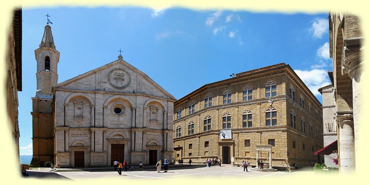 Pienza - Dom Santa Maria Assunta - rechts Palazzo Piccolomini