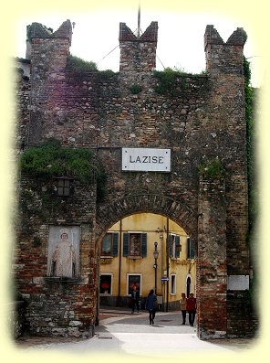 Lazise - St. Zeno-Pforte Lazise - St. Zeno-Pforte