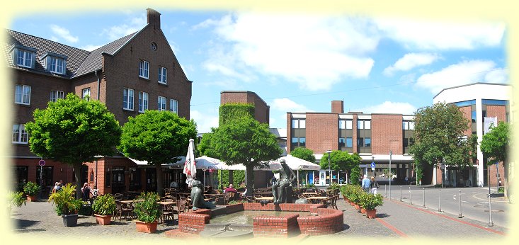 Kornmarkt mit Brunnen in Wesel