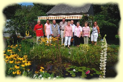 Besucher an Gartenteich - 16.08.09