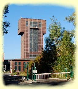 Hammerkopfturm der Zeche Heinrich-Robert