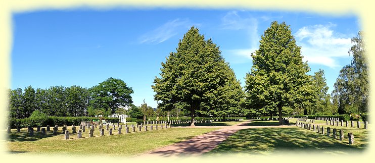Kriegsgraberstatten_auf_dem_Sudenfriedhof