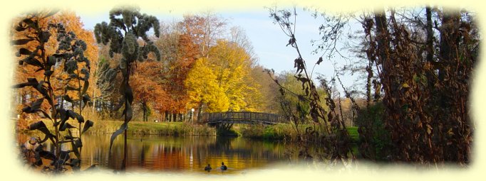 Kurparkteich im Herbst