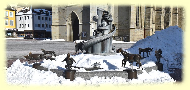 Tierbrunnen_vor_Pauluskirche