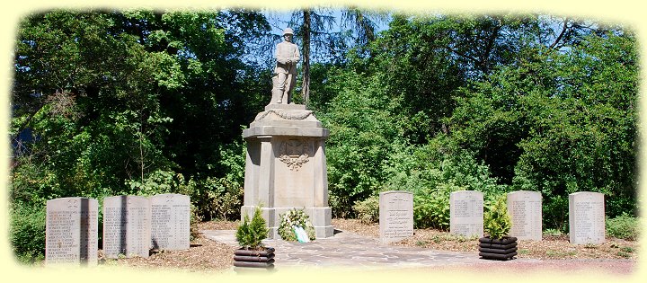 Soldatendenkmal für die Gefallenen im 2. Weltkrieg