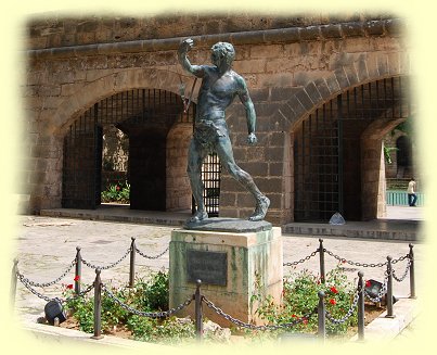 Palma -- Statue des Steinschleuderers