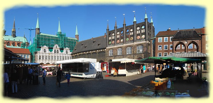 Lbeck - Marktplatz mit Rathaus