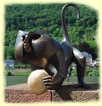 Heidelberg - Theodor-Heuss-Brcke - Brckenaffe