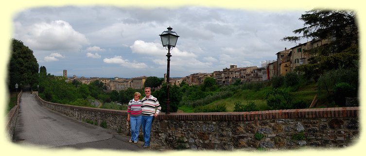 Colle di Val d Elsa - Collo Alto - Brcke zum Kloster San Francesco