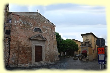 Colle di Val d ´Elsa - Collo Alto - Kirche und Piazza Santa Caterina Colle di Val d ´Elsa - Collo Alto - Kirche und Piazza Santa Caterina