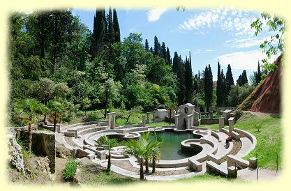 Vittoriale degli Italiani - Tänze-Teich Vittoriale degli Italiani - Tänze-Teich