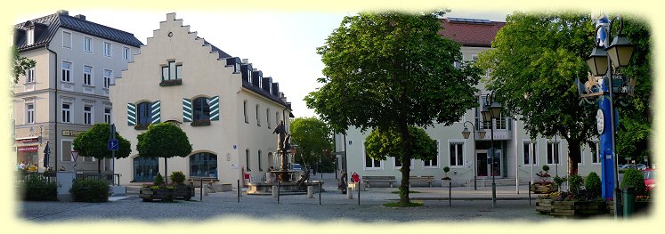 Holzkirchen - alte und neue Rathaus