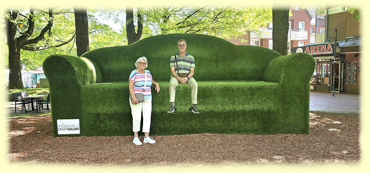 Soltau - grünes Sofa Soltau - grünes Sofa